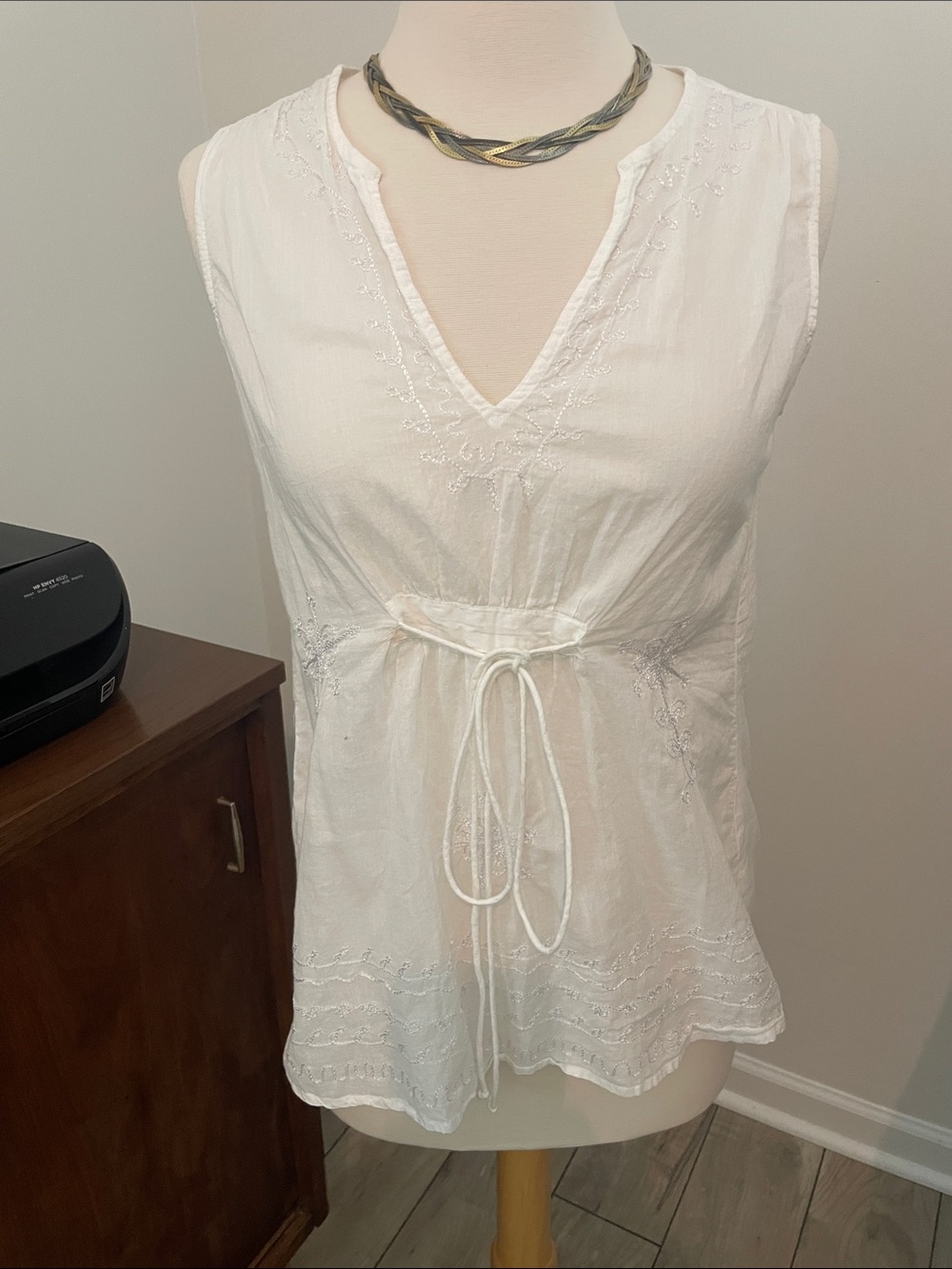 Andrew & Co Cream and White Embroidered Strap Top